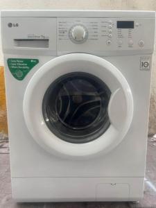 LG direct drive 7 kg washing machine