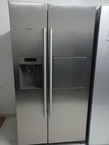 SIEMENS IQ 700 series SIDE BY SIDE FRIDGE