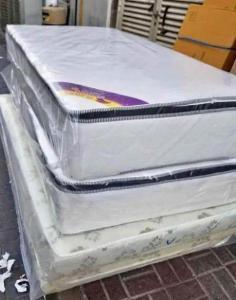 selling Mattress all Available