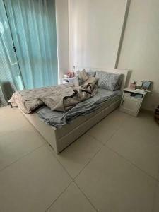 We are the best buyers in Used furniture