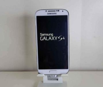Samsung Galaxy S4 (16GB Memory)