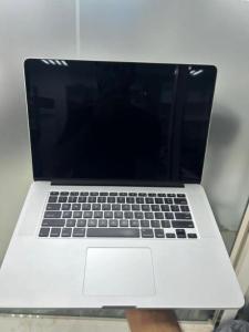 Macbook pro A1398 / 2014