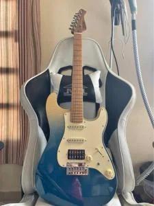 Trade Auriga Blackbird Guitar Strat