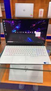 Dell Alienware M17 R3 Gaming Laptop