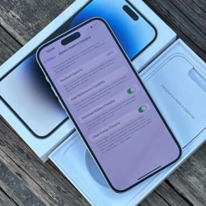 Model: Apple iPhone 14 Pro Max 256 GB