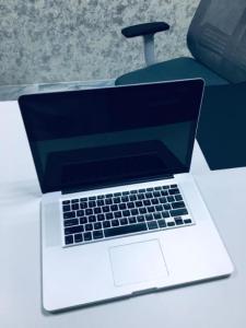 Apple Macbook Pro Core I7 - D
