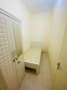 Fully closed partition