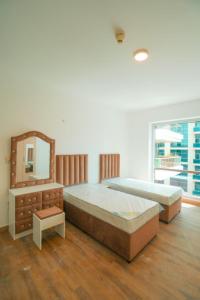 Bed space for girl available