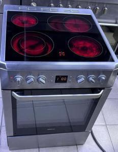 Beko brand electric ceramic cooker 4