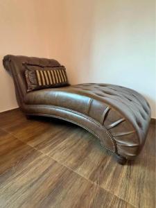 Sofa Lounge for immediate sale