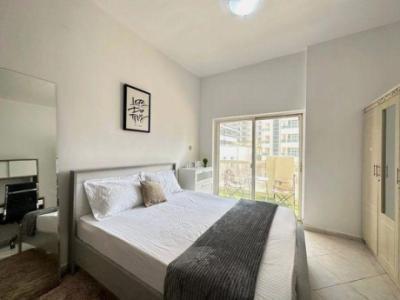 Bed Space available!