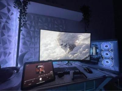 Full Gaming PC Setup with Monitor and Razer Gear