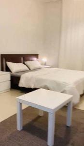 Fully furnished studio