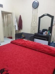 Master room, Family room, partition available