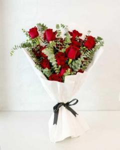 Get Fast & Reliable Rose Bouquet Delivery in Dubai BISOU