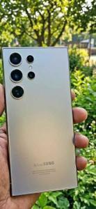 Galaxy s24 ultra, uae version, 256gb, read