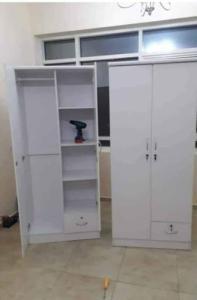 New brand 2door wood cabinet
