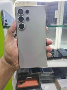 Samsung Galaxy S24 Ultra 5G